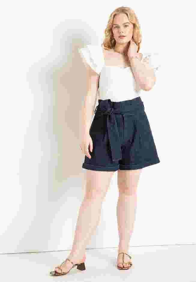 Denim Shorts With Belt image number 3