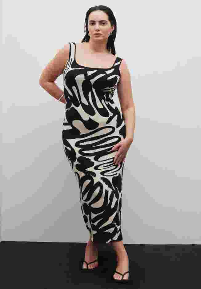 Intarsia Column Dress image number 4