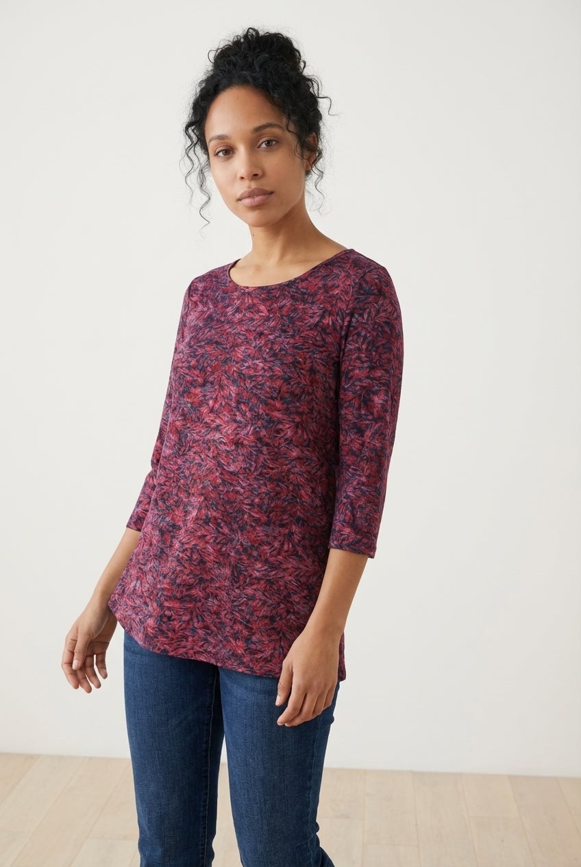 Stretch Knit Scoop Neck 3/4 Sleeve Curved Hem Tunic image number 0