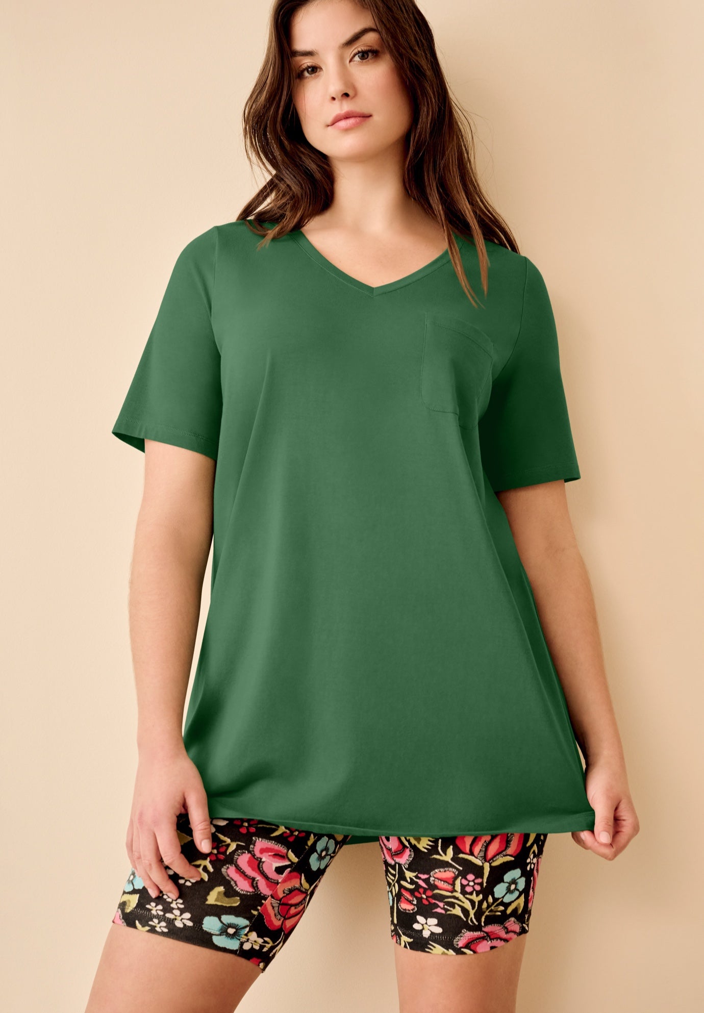Stretch Knit V-neck Short Sleeve Chest Pocket Tunic image number 0