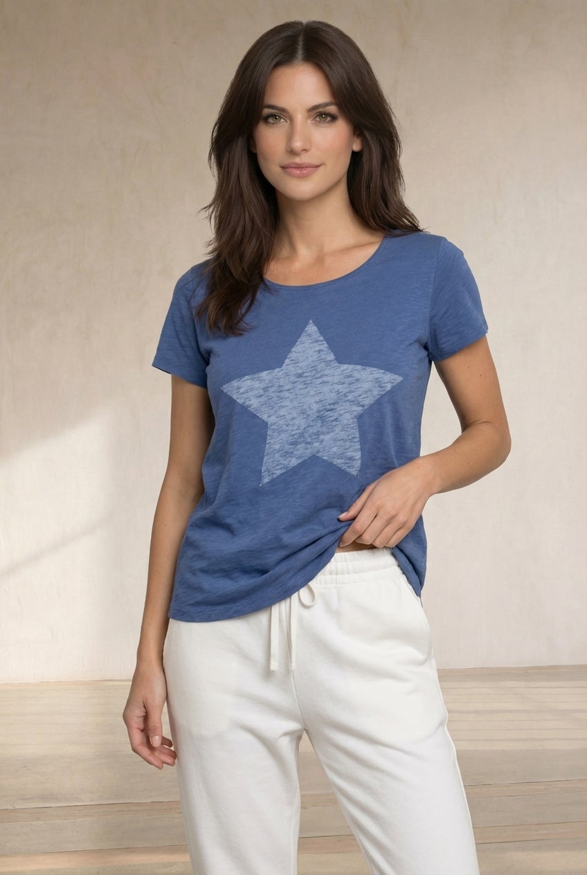 Love Ellos Graphic Tee image number 0