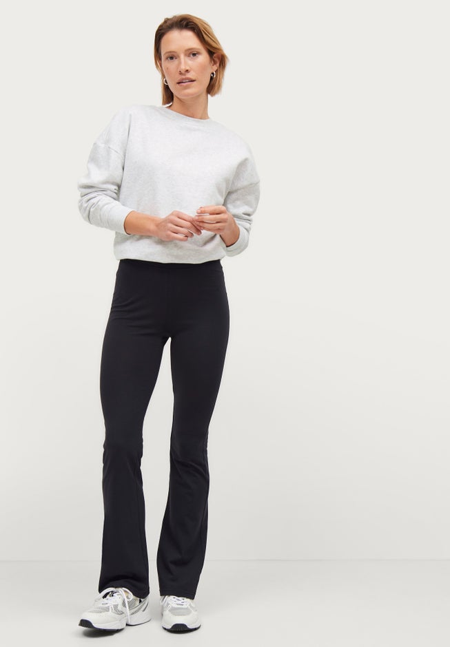 Cotton Spandex Bootcut Leggings image number 3