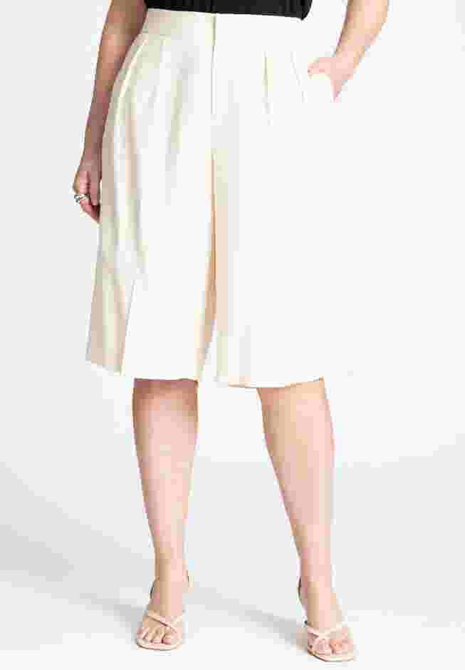 Bermuda Shorts image number 1