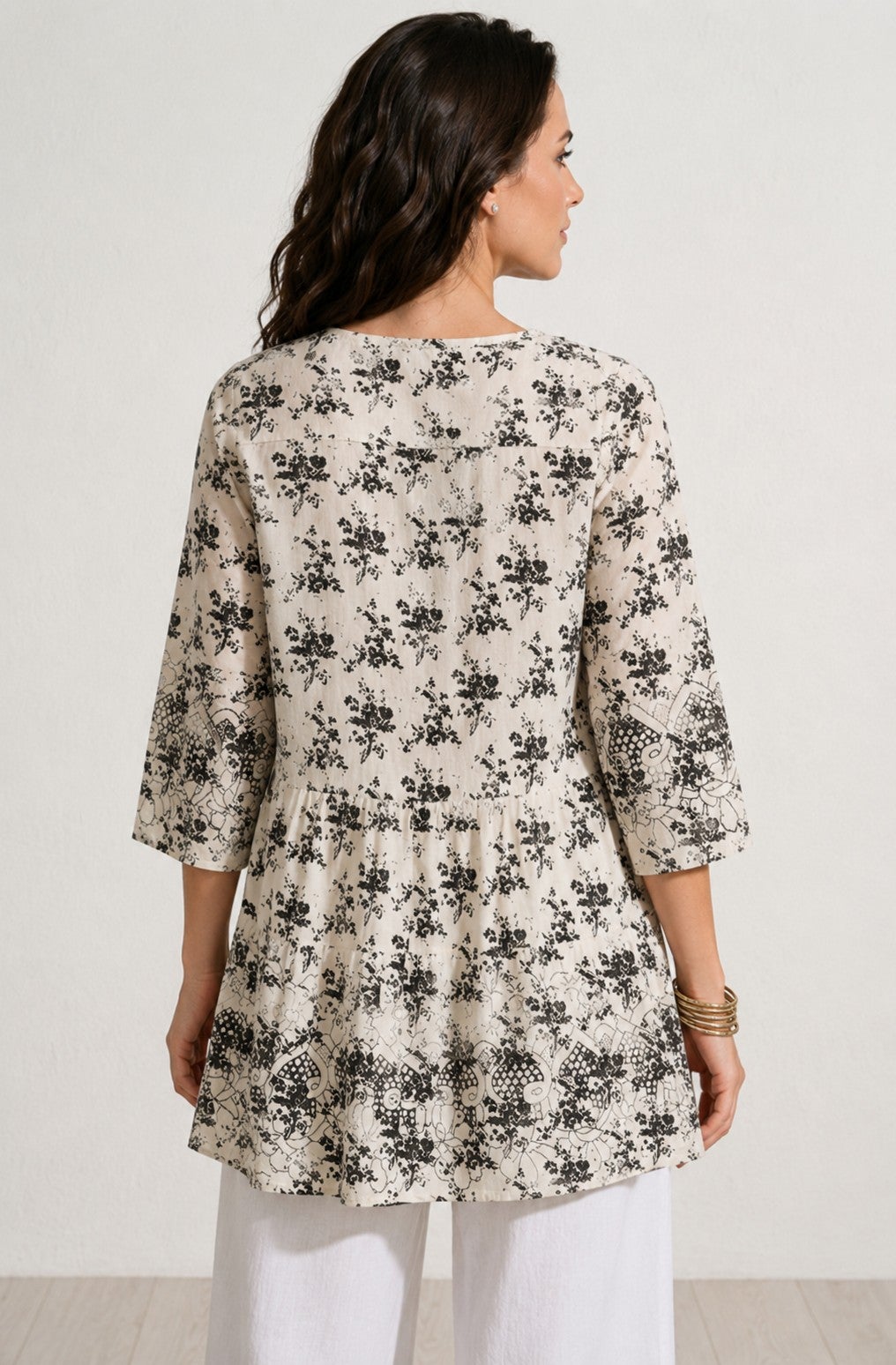 100% Cotton Cambric Three-Quarter Sleeve Tiered Flounce Scoopneck Tunic image number 1