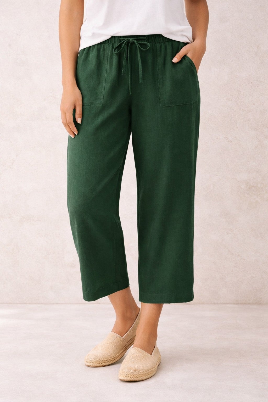 Linen-Blend Drawstring Elastic Waist Relaxed Fit Capris image number 0