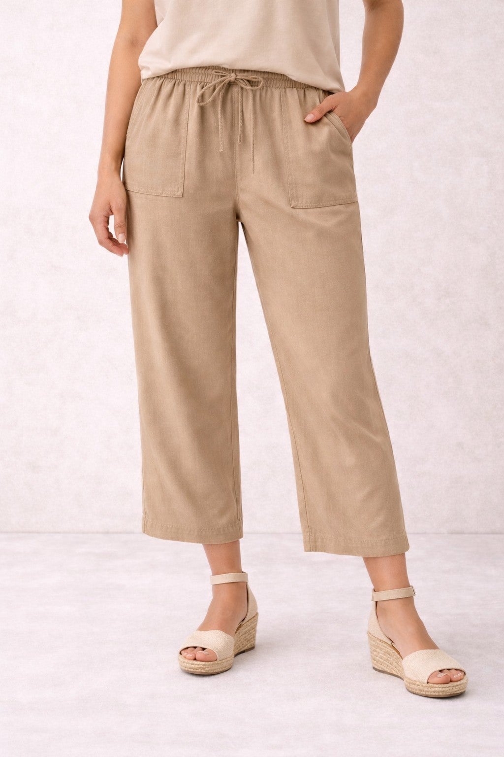 Linen-Blend Drawstring Elastic Waist Relaxed Fit Capris image number 0