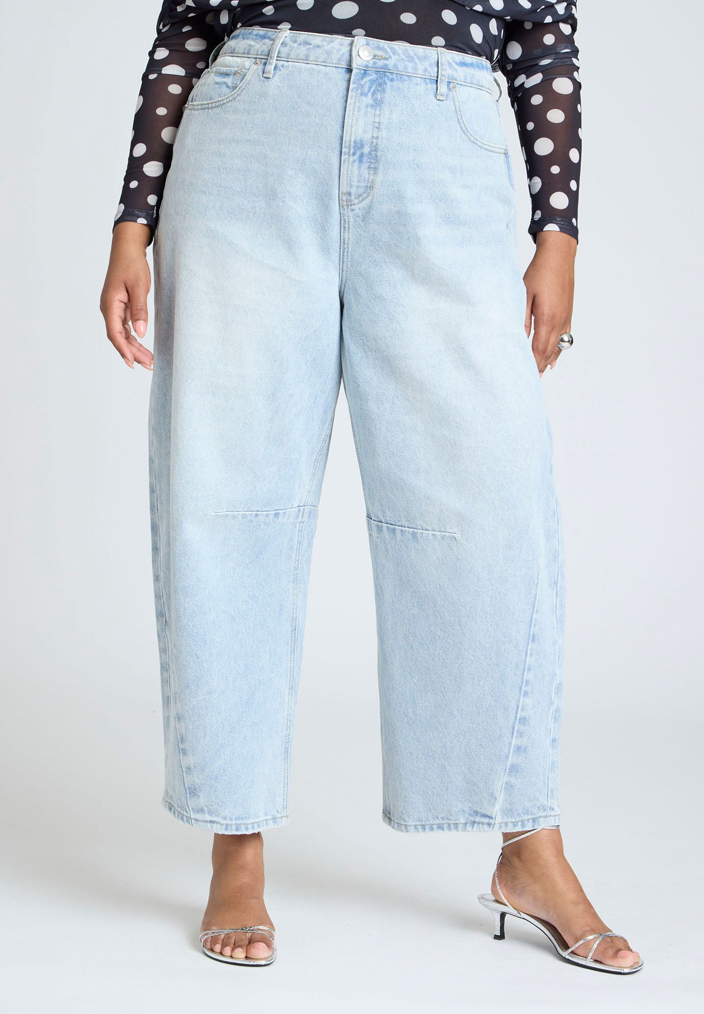 Dart Detail Barrel Leg Jean image number 1