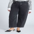 Dart Detail Barrel Leg Jean image number null