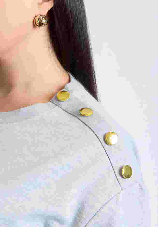 Shoulder-Button Sweatshirt image number 3