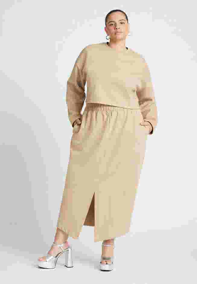 Oversized Cropped Sweatshirt image number 2