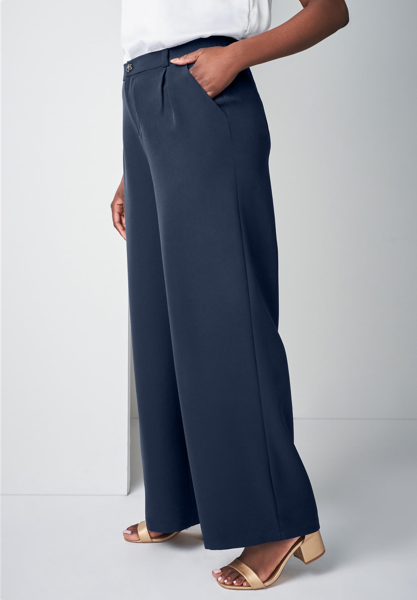 Bi-Stretch Wide Leg Pant image number 3