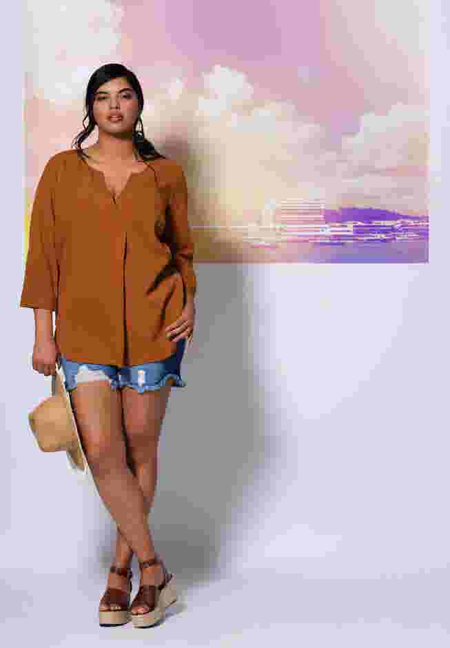 Distressed Denim Short image number 3
