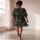 Crinkle Keyhole Empire Dress image number null