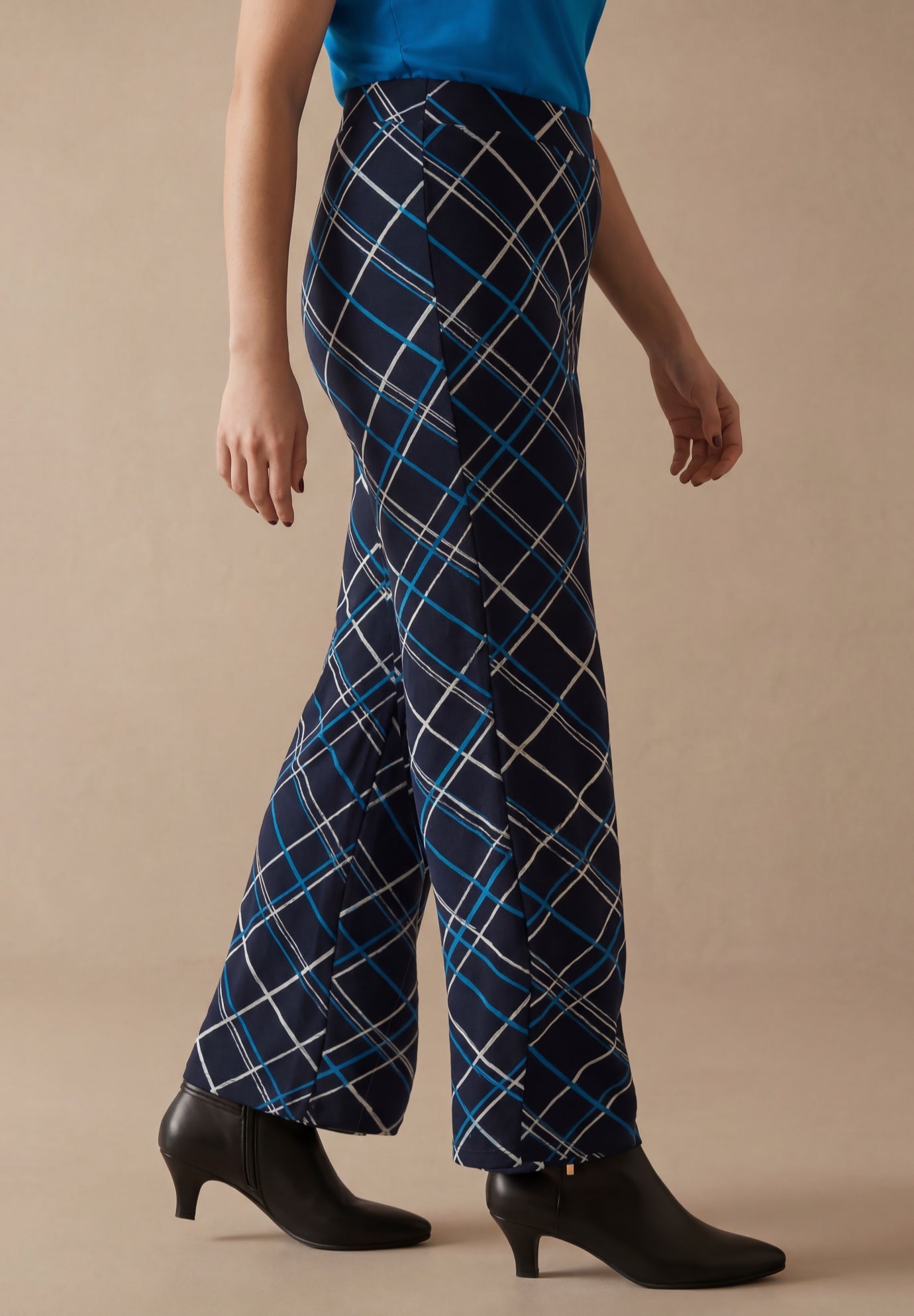 Everyday Stretch Knit Wide Leg Pant image number 2