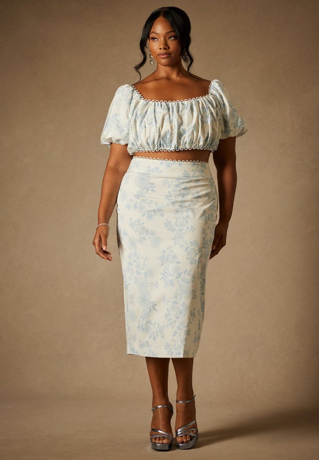 Bridal by ELOQUII Printed Puff Sleeve Top image number null