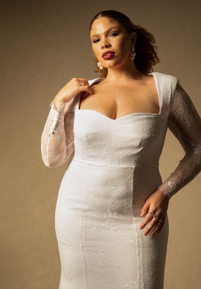Bridal by ELOQUII Strong Shoulder Lace Gown image number null