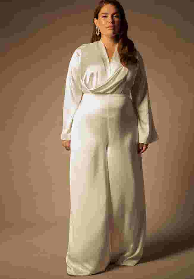 Bridal by ELOQUII Flare Sleeve Jumpsuit image number 0