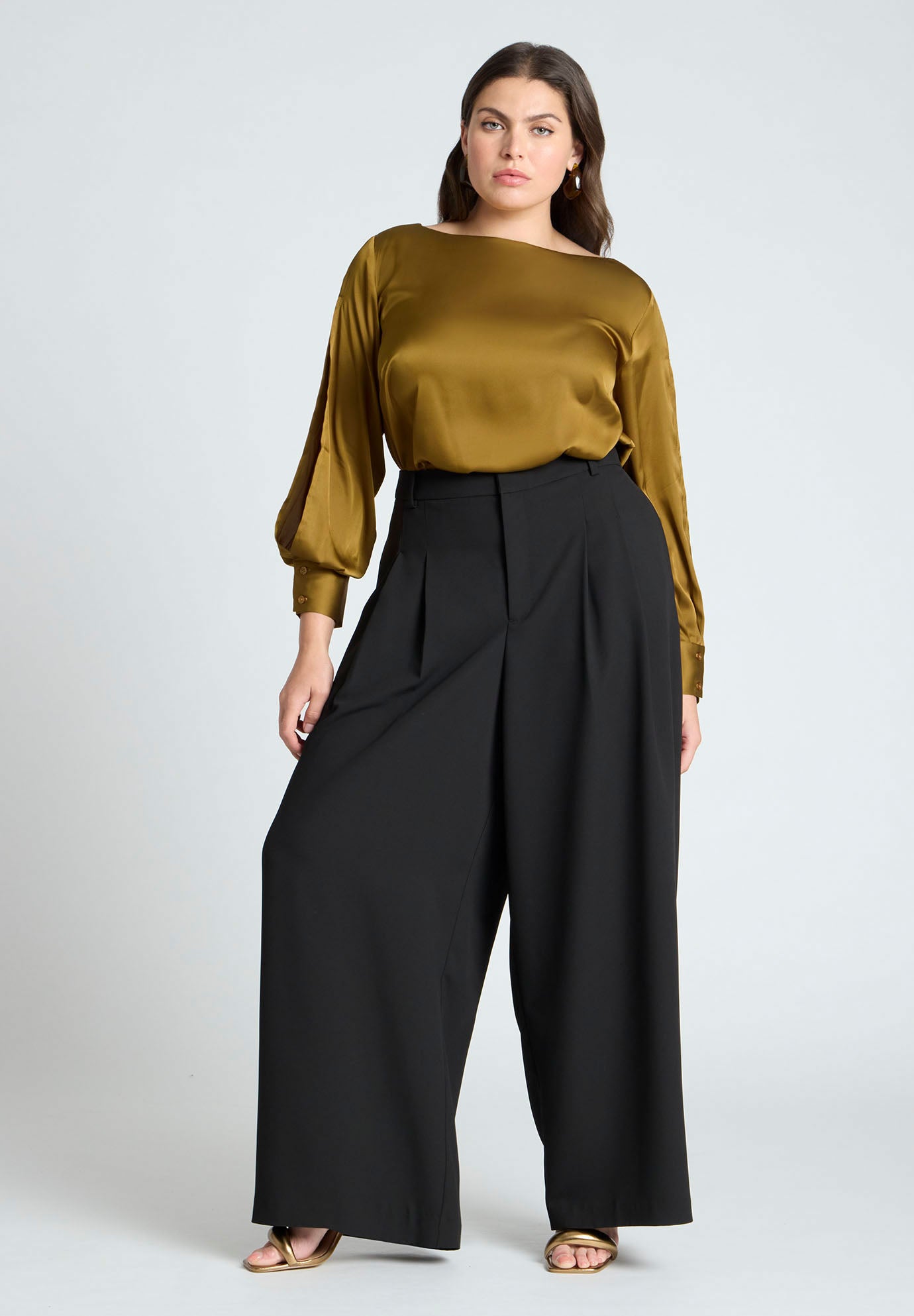 Boat Neck Blouse With Sleeve Slits image number 2