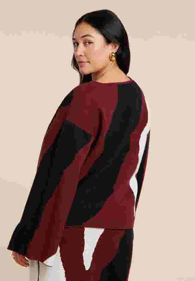 V Neck Intarsia Sweater image number 1