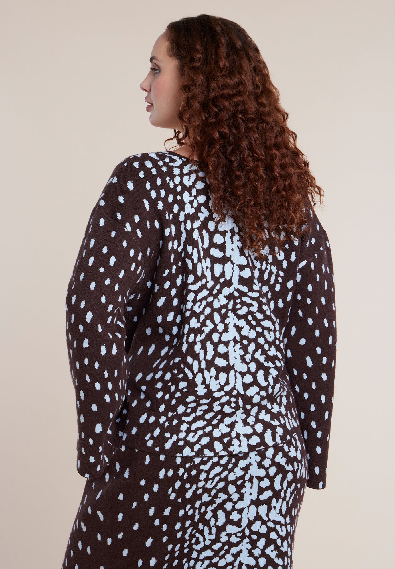 V Neck Intarsia Sweater image number 1