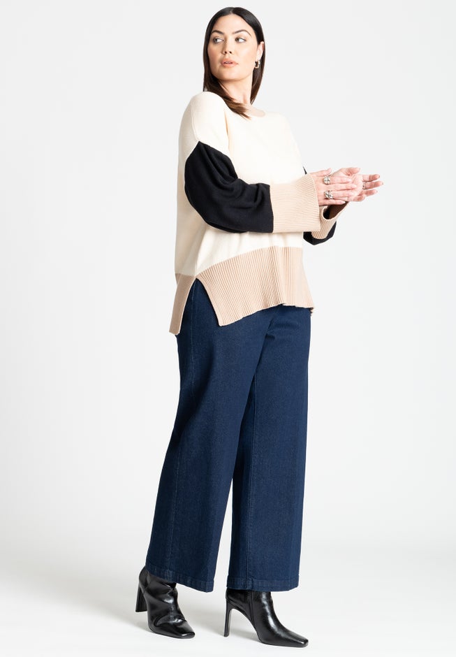 Colorblocked Relaxed Sweater image number null