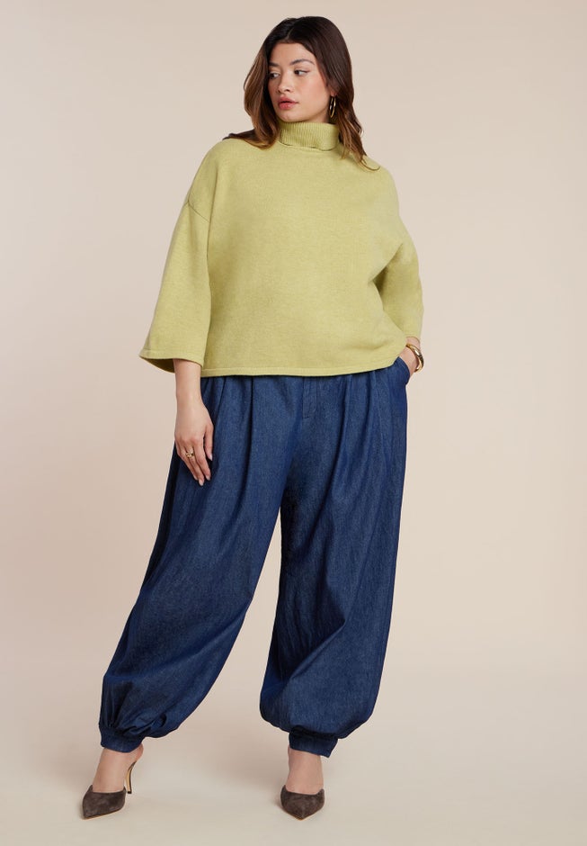 Boxy Three Quarter Sleeve Turtleneck image number 2