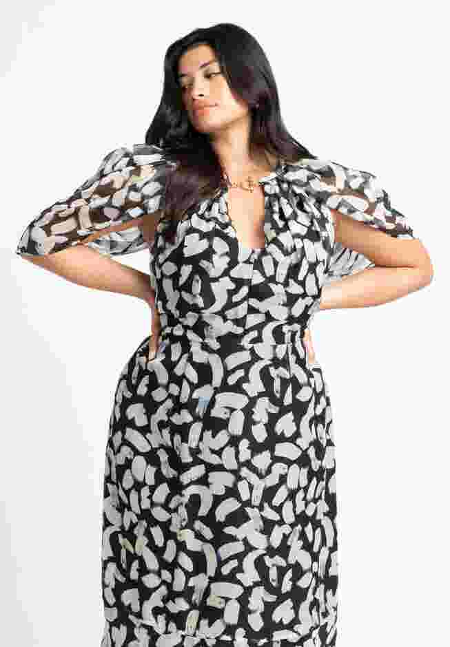 Chiffon Ruched Maxi Dress image number 3