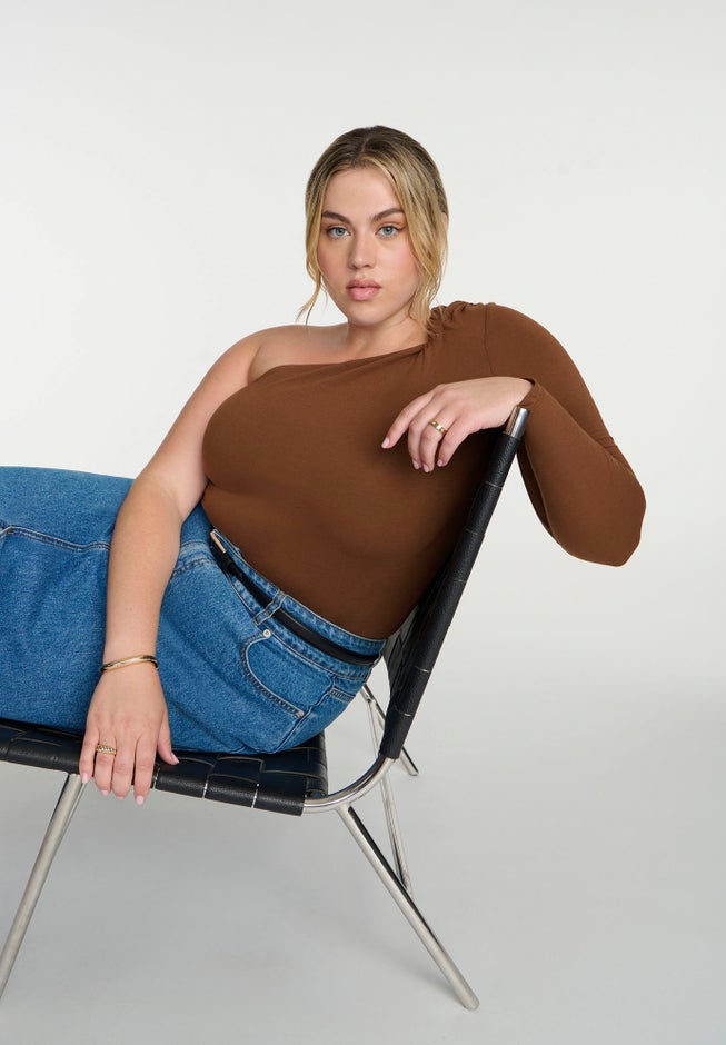 One Shoulder Long Sleeve image number 4