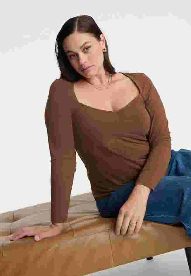 Sweetheart Neck Long Sleeve Top image number 2