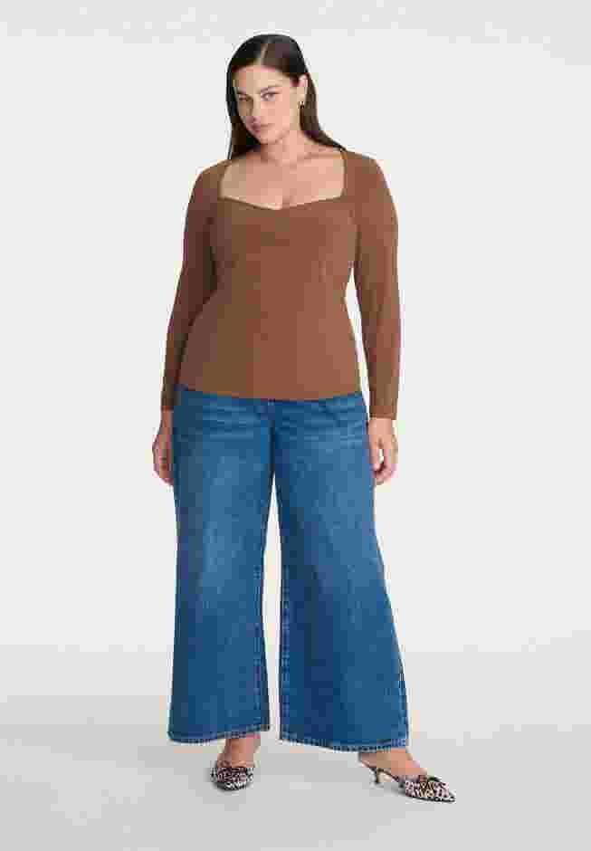 Sweetheart Neck Long Sleeve Top image number 3