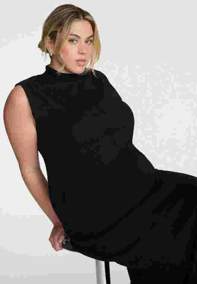 Turtleneck Sleeveless Sweater image number 2
