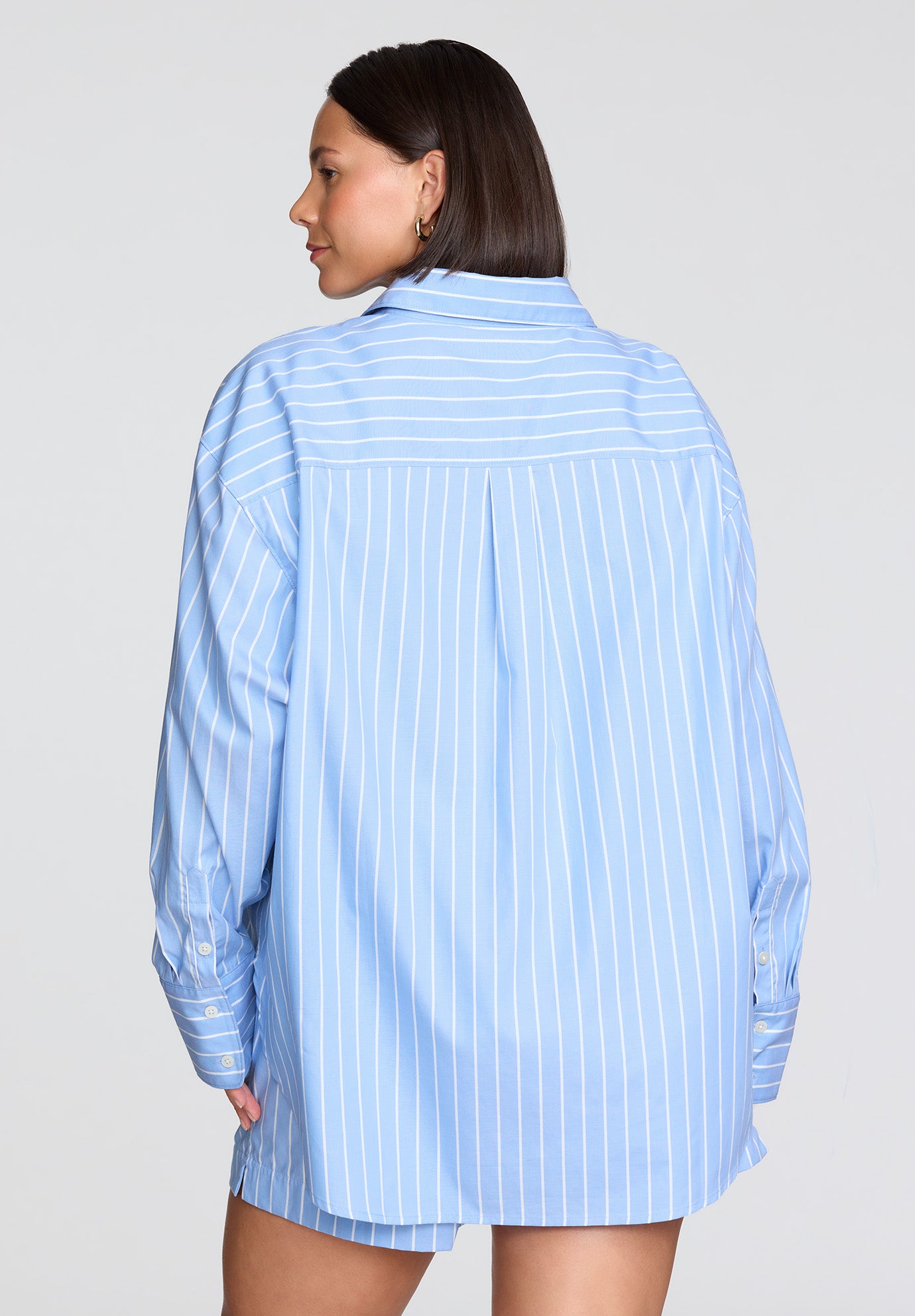 The Oversized Shirt- Cotton image number 3