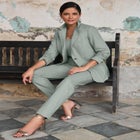 Linen Pleat-Front Pant image number null