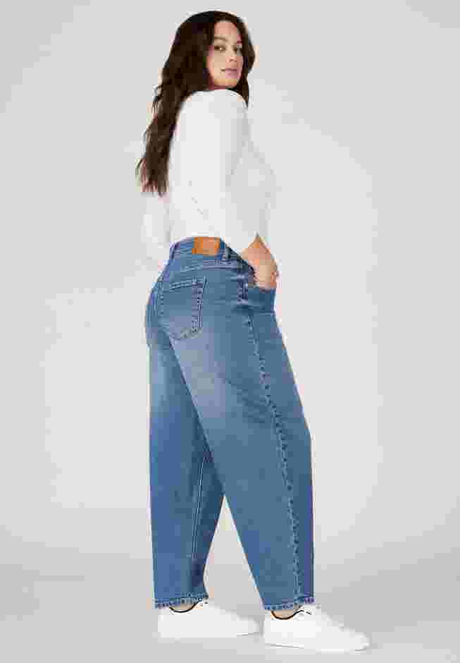 The Barrel Leg Jean image number 1