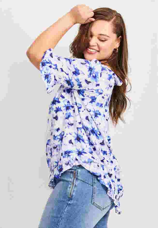 Crew Ruffle Hem Top image number 2