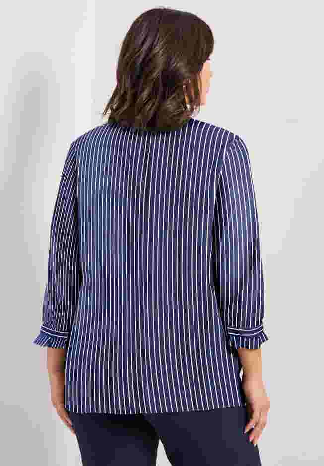 Pintuck Popover Top image number 1