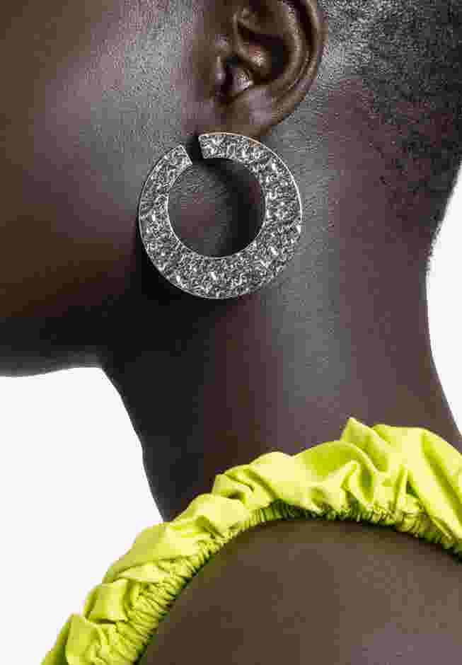 Hammered Circle Earring image number 0