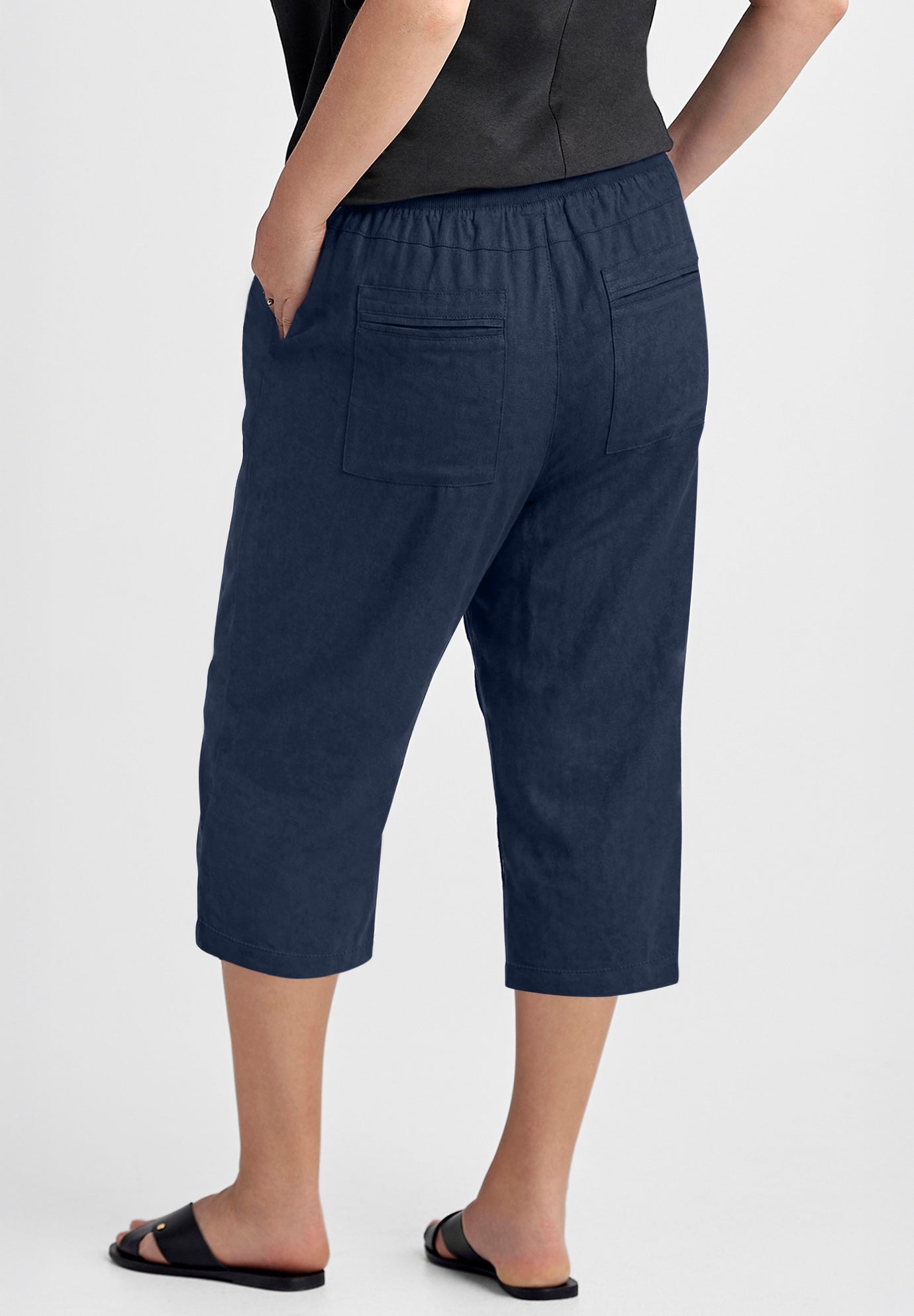 Ribbed Elastic Waist Linen-Blend Capris image number 1