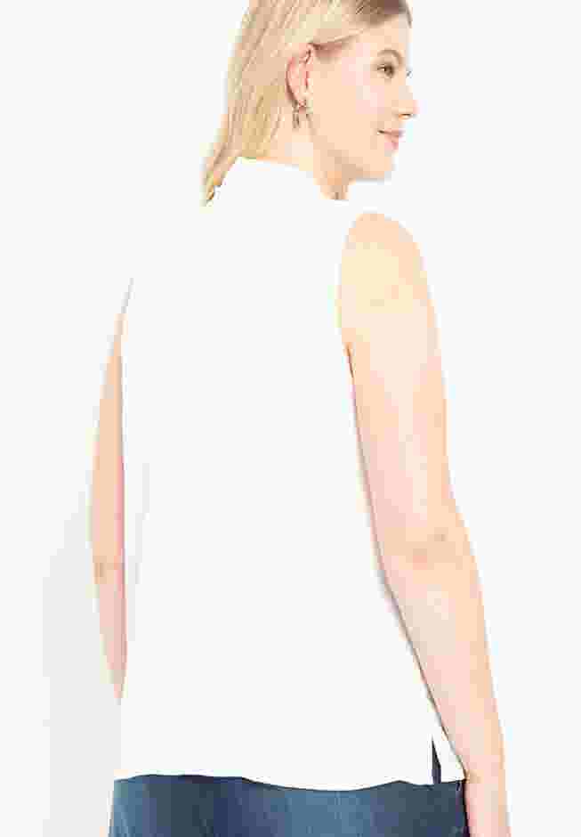 The Ultimate Layering Tank image number 1