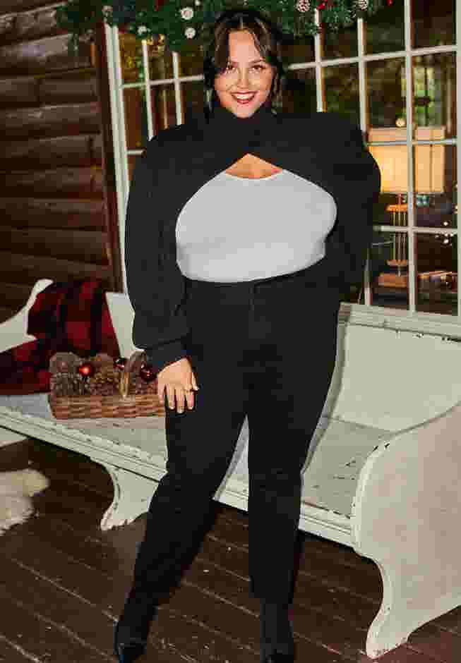 Turtleneck Sweater Sleeve Scarf image number 5