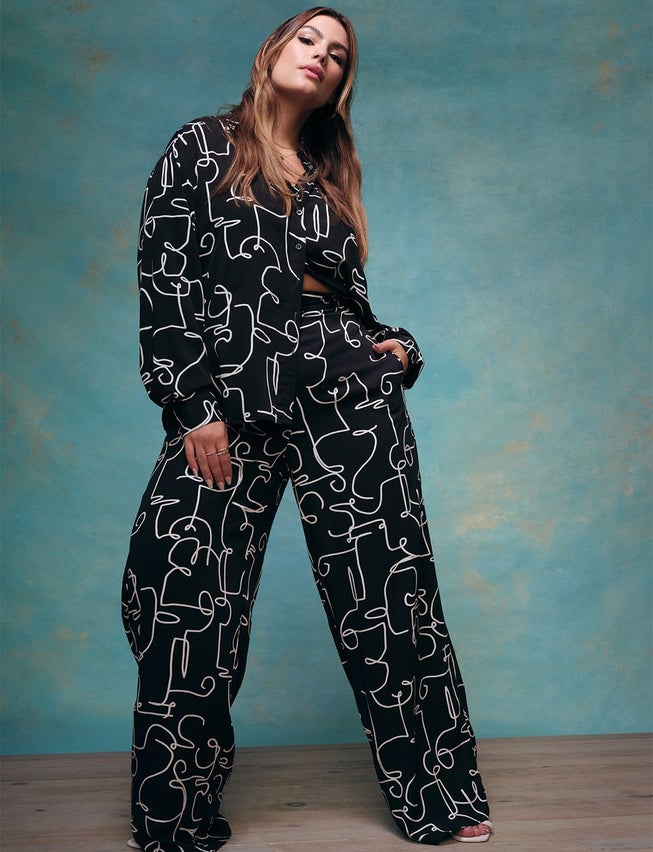 Printed Wide Leg Pant image number null