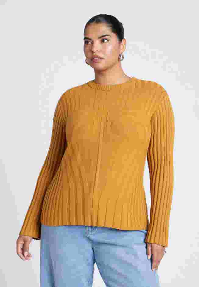 Bust Stitch Sweater image number 2