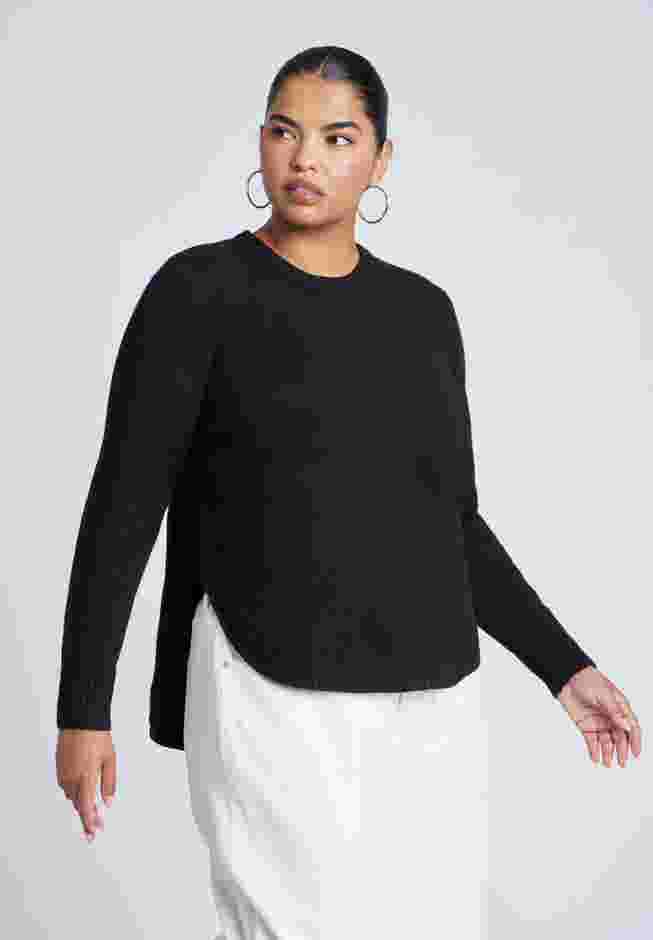 Scoop Hem Sweater image number 2