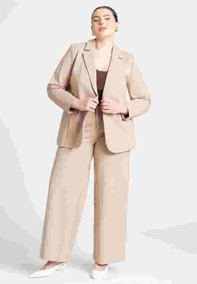 The Ultimate Stretch Long One Button Blazer image number 2