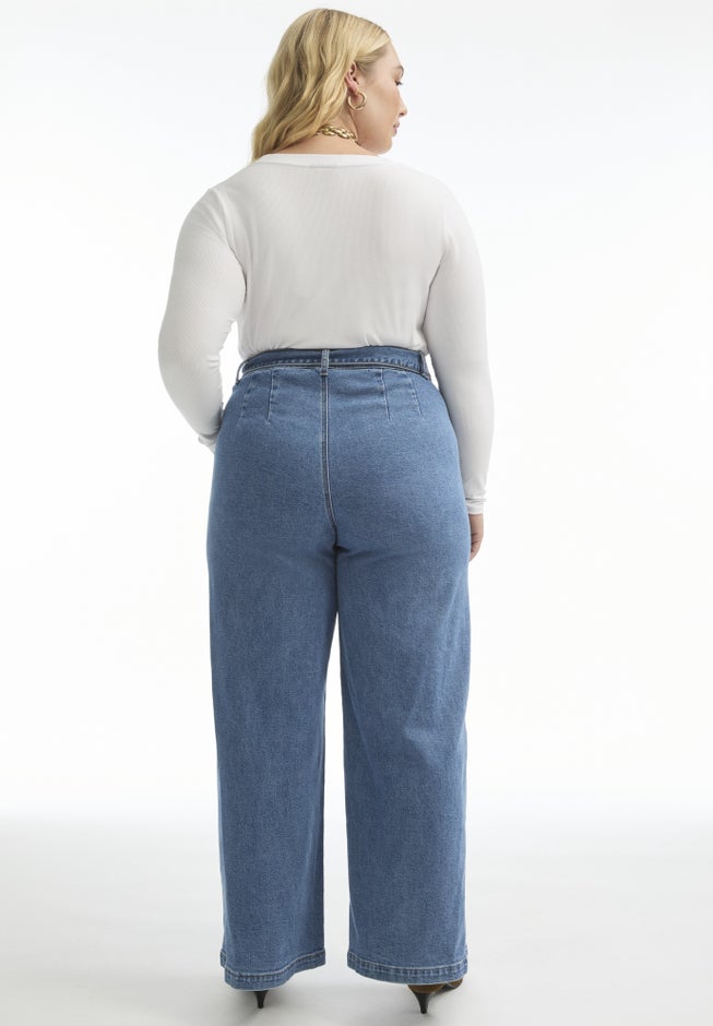 Curvie Fit High-Waisted Wide-Leg Jean image number null