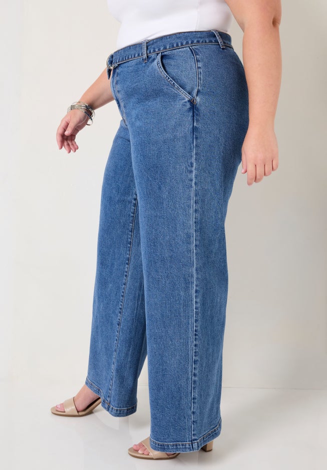 Curvie Fit High-Waisted Wide-Leg Jean image number null