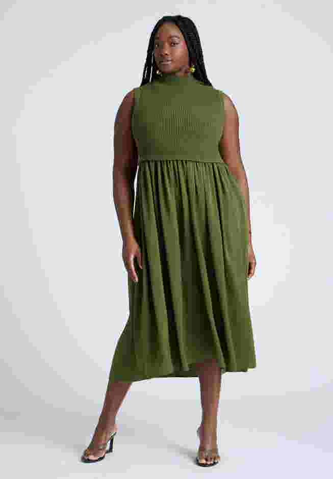 Sleevless Mockneck Twofer Midi Dress image number 0