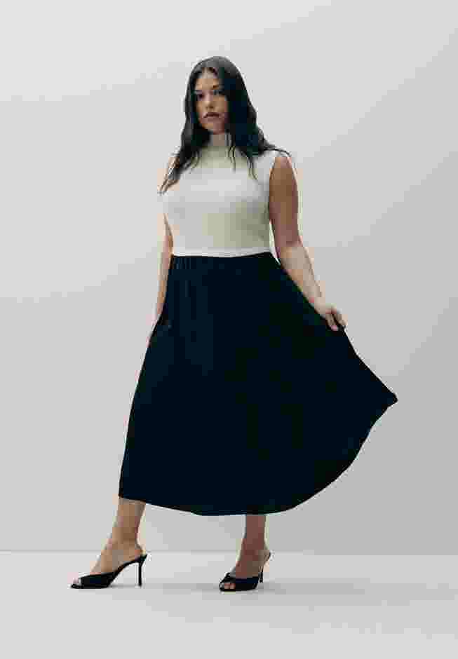 Sleevless Mockneck Twofer Midi Dress image number 0