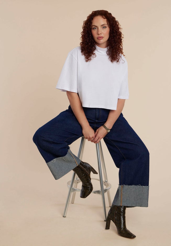 Mock Neck Crop Tee image number 4