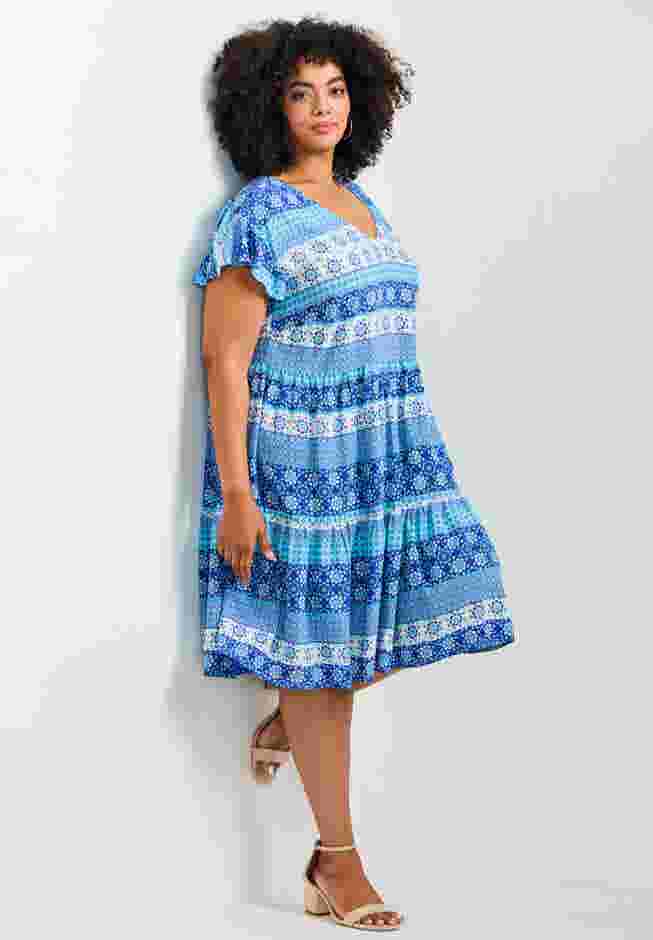 Unwind Tiers Dress image number 2
